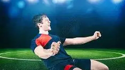 张柏芝香港亮相，丰腴有型，美腿吸睛，青春气息依旧